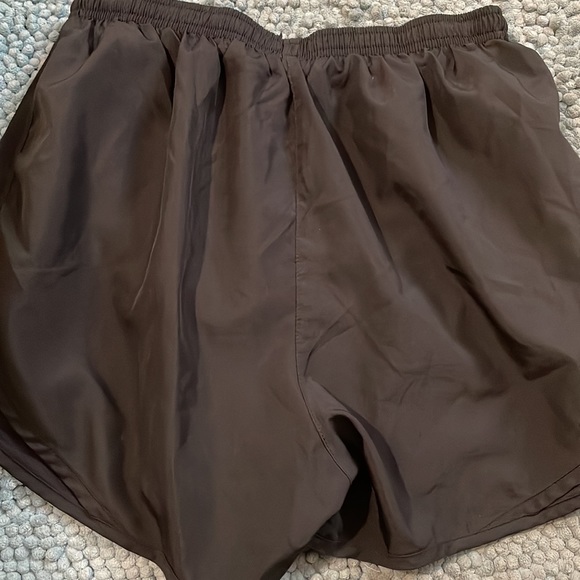 2 PAIR OF NIKE DRI FIT ATHLETIC SHORT SIZE MEDIUM WOMEN - Picture 4 of 10